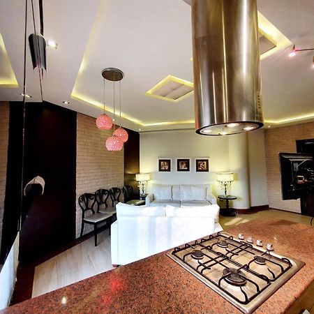 Luxurious Boutique One Bed Apartment In Bahria Town Rawalpindi Ngoại thất bức ảnh